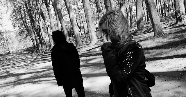 Czy można wyjechać za granicę bez dowodu?