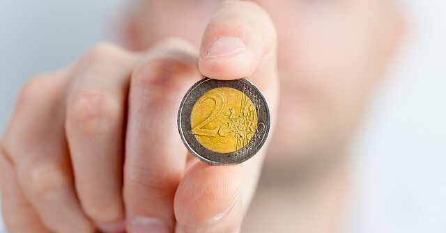 Czy można płacić złotówkami w skalnym mieście?